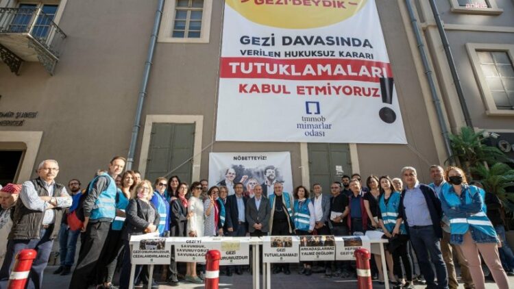 Tunç Soyer’den Adalet Nöbeti’ne destek