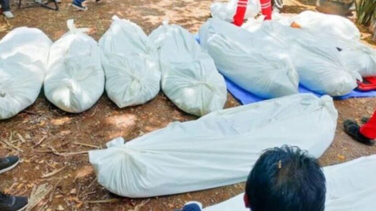 Şeyhlerinin dışkısını yiyip, idrarını içen 11 mürit hayatını kaybetti