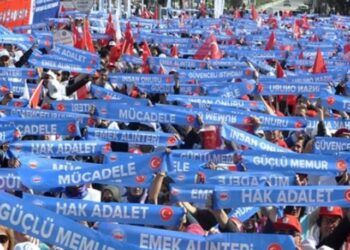 Büro Memur-Sen üyeleri iş bırakıyor