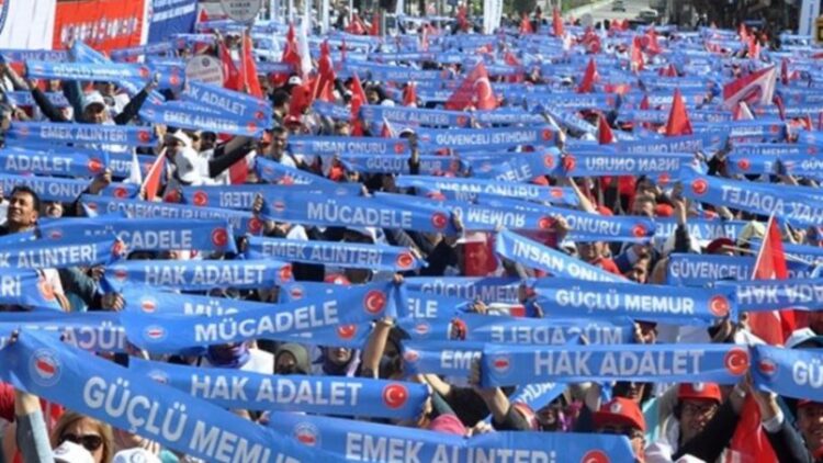 Büro Memur-Sen üyeleri iş bırakıyor