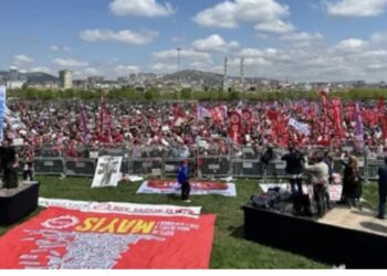 On binler alanlarda buluştu.. Yaşasın 1 Mayıs