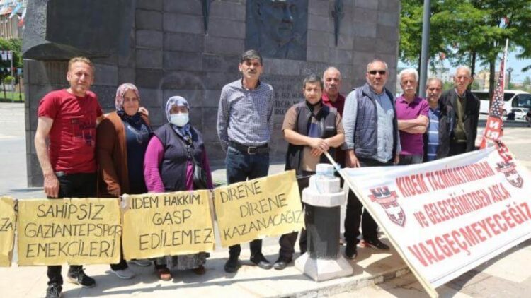 Gaziantepspor emekçileri hakları için eylemde