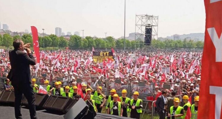 EYT’liler Maltepe’de haykırdı: ‘Emeklilik hakkımız söke söke alırız’