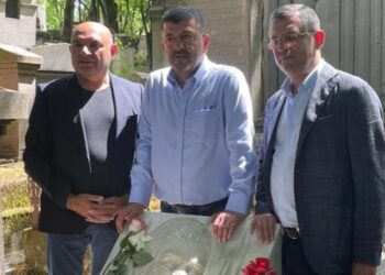 CHP heyetinden Yılmaz Güney ve Ahmet Kaya’nın mezarına ziyaret