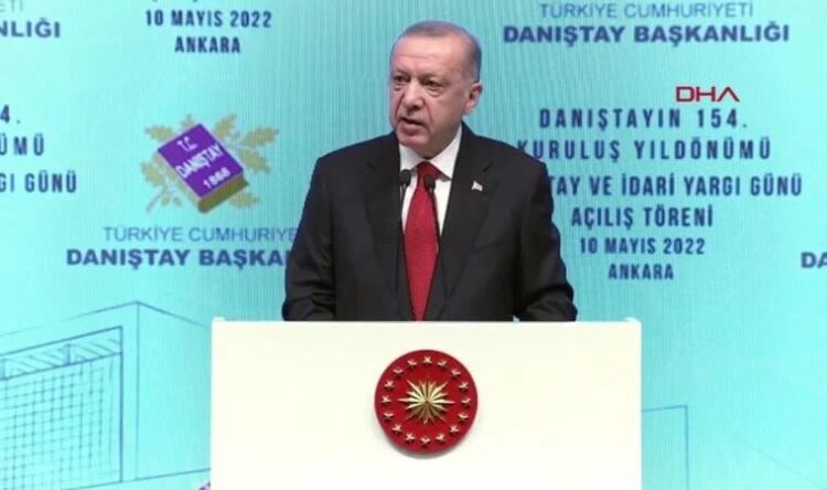 Erdoğan’dan ‘yeni anayasa’ mesajı