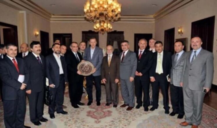 ‘Hiçbir alakam yok’ dedi ama… İşte Erdoğan’ın unuttuğu SADAT!