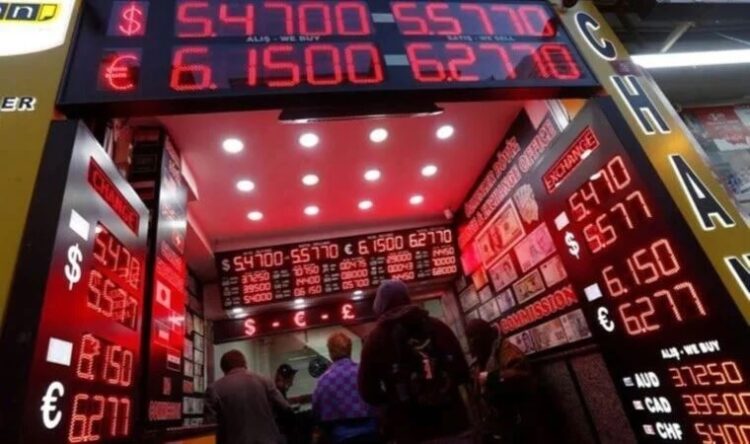 Ekonomist Şeref Oğuz: ‘Dolar şu anda 22 TL’den işlem görüyor’