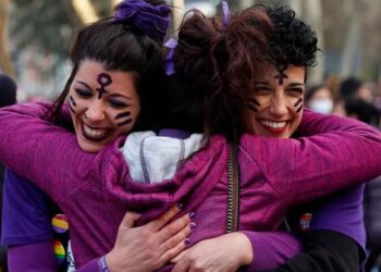 İspanya’da çalışanlara ayda 5 gün regl izni veren yasa kabul edildi