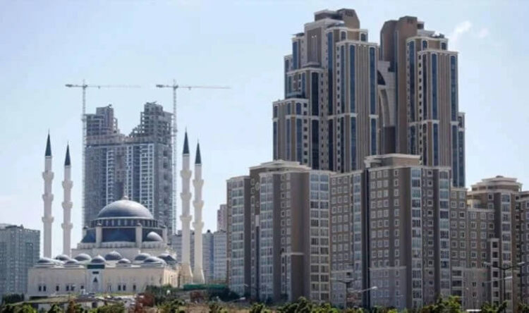 Konut fırsatçılarına ceza: Bir günde yüzde 30 zam!