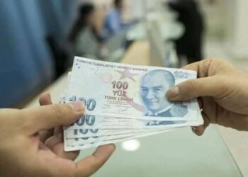 İktidara yakın gazete duyurdu: 3600 ek göstergeli yeni maaşlar belli oldu