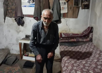 “Komşular verirse yiyorum, yoksa aç yatıyorum”