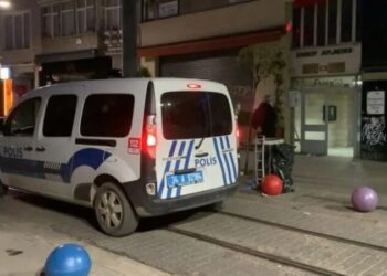 Kadıköy’de esrarengiz cinayet: Diş hekimi ölü bulundu