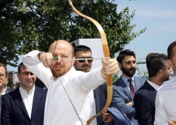 İşte Erdoğan’ın vergiden muaf tuttuğu vakıflar