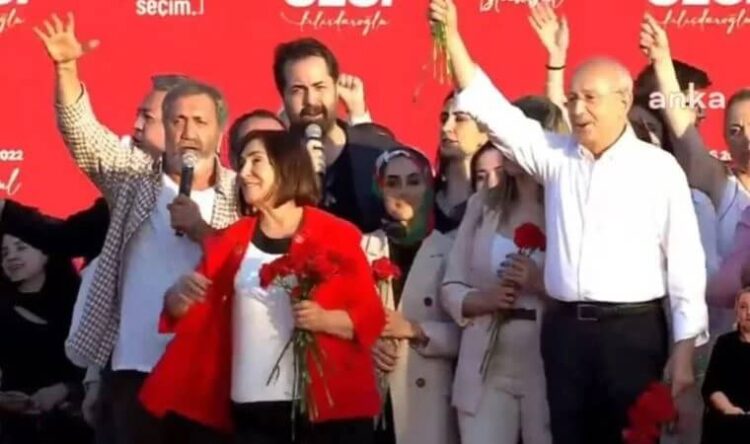 Kılıçdaroğlu kürsüden haykırdı: ‘Bu yürüyüşün finaline yaklaşıyoruz’