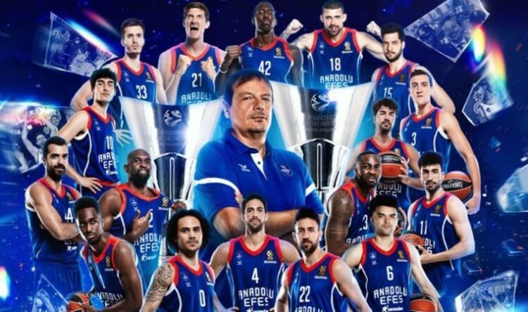 İşte gurur tablosu: Anadolu Efes, bir kez daha EuroLeague şampiyonu!