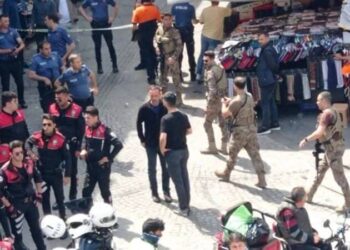 İstanbul’da silahlı kavga: Bir sivil polis yaralandı