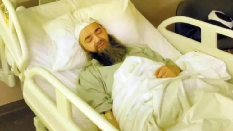 Cübbeli Ahmet apar topar ameliyata alındı!