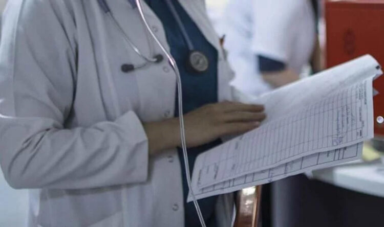 Bakanlıktan açığı kapatmak için yeni yöntem: İlanla doktor aranıyor