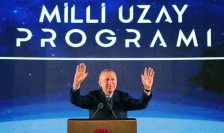 Uykusuz’dan Erdoğan’ın ‘uzay’ projesine gönderme
