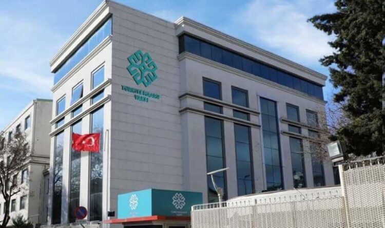 Maarif Vakfı fazladan para aktarılmasıyla gündemde