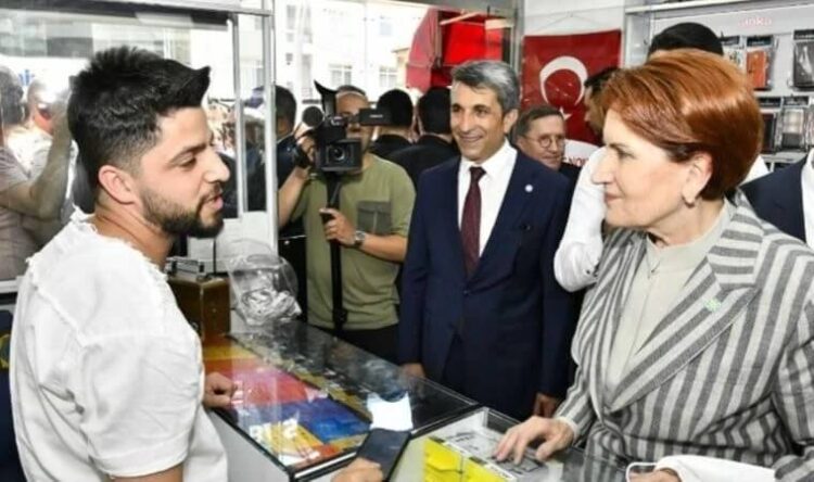 Esnaf Akşener’e dert yandı: Borçlanarak geçiniyoruz