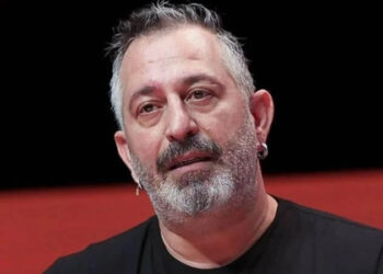 Cem Yılmaz dolandırıcıları sosyal medyada ifşa etti