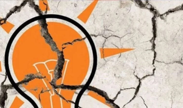 AKP içindeki kavga ortalığı karıştırdı: ‘Otel, ilişki, kokain, sınırsız aşk ne güzel memleket ya’