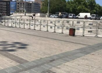 Taksim’e çağrı yapılmıştı… Gezi Parkı’na polis bariyerleri çekildi