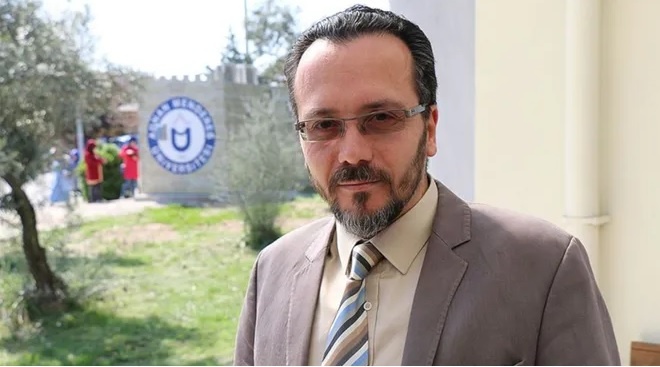 Akademisyenleri ‘Alevi’, ‘solcu’ diye fişleyen rektöre soruşturma açılmadı