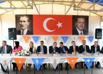 AKP’li Turan: “Bu bir geri zekalılıktır”