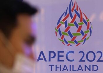 5 ülke Rusya’yı protesto etmek için APEC toplantısını terk etti