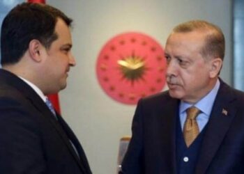 Erdoğan’dan ödül alan isim AKP’den istifa etti, yeni partisi belli oldu