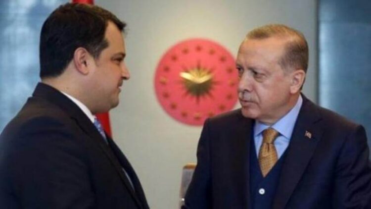 Erdoğan’dan ödül alan isim AKP’den istifa etti, yeni partisi belli oldu