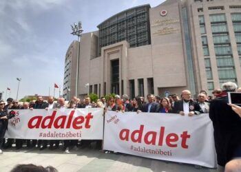 Çağlayan Adliyesi’nde Gezi tutukluları için ‘Adalet Nöbeti’
