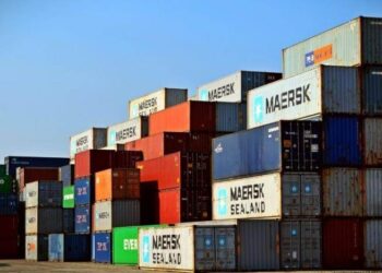 Dış ticaret açığı ilk dört ayda 32,5 milyar dolara yükseldi