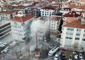 Ev fiyatları ve kiralar 2 katına çıktı