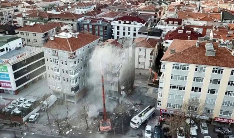 Ev fiyatları ve kiralar 2 katına çıktı