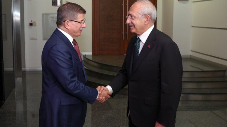 Davutoğlu’ndan CHP Genel Merkezi’nde Kılıçdaroğlu’na ziyaret