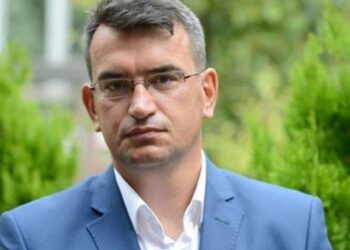 DEVA Partili Metin Gürcan teslim oldu
