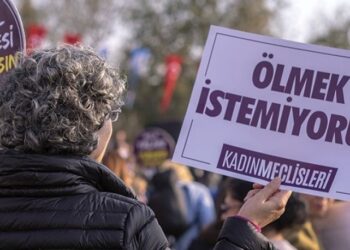 Şehir çöplüğünde yüzü yakılmış kadın cesedi bulundu