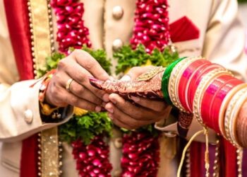 Kendilerine “torun vermeyen” oğullarına dava açtı