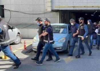 Kadıköy Belediyesi’ne rüşvet operasyonunda 32 tutuklama