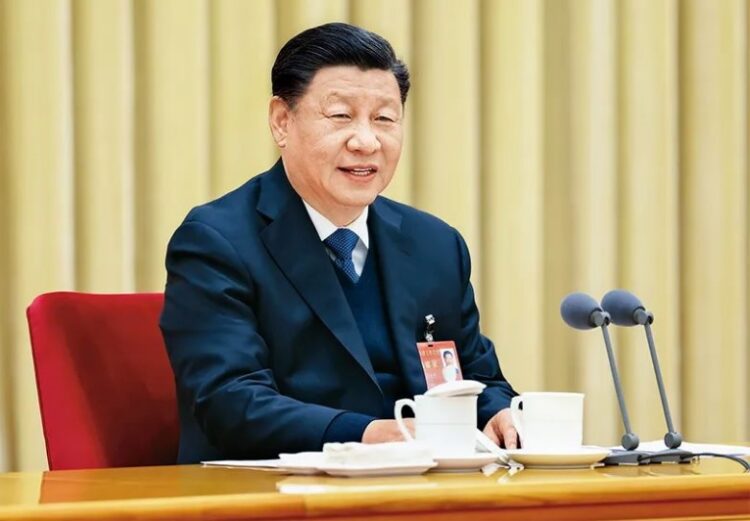 Xi Jinping’in Çin’in kalkınmasıyla ilgili makalesi Qiushi’da