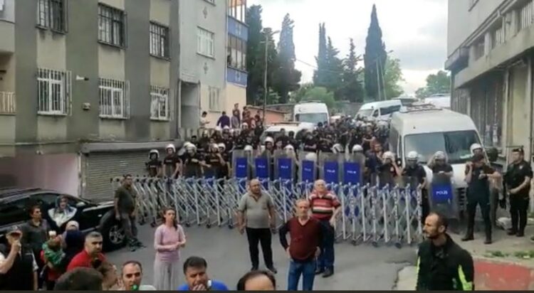 TOMA’yla, bariyerlerle, polisle… Fetihtepe’ye kuşatma