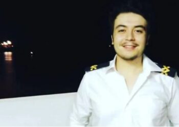 Teğmen, başından vurulmuş olarak evinde ölü bulundu