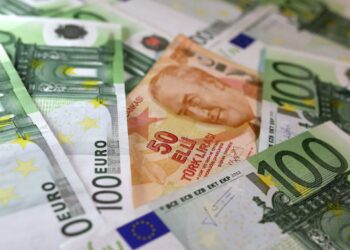 Euro erken saatlerde yılın yeni rekorunu kırdı