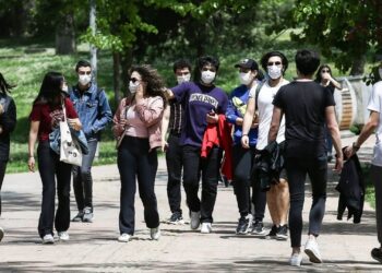7,5 milyon genç ilk kez oy kullanacak, siyasette ezberler bozulacak!