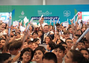 İBB’nin ‘genç mucitleri’ mezun oldu: ‘Dünyayı değiştirecek projeler olabilir…’