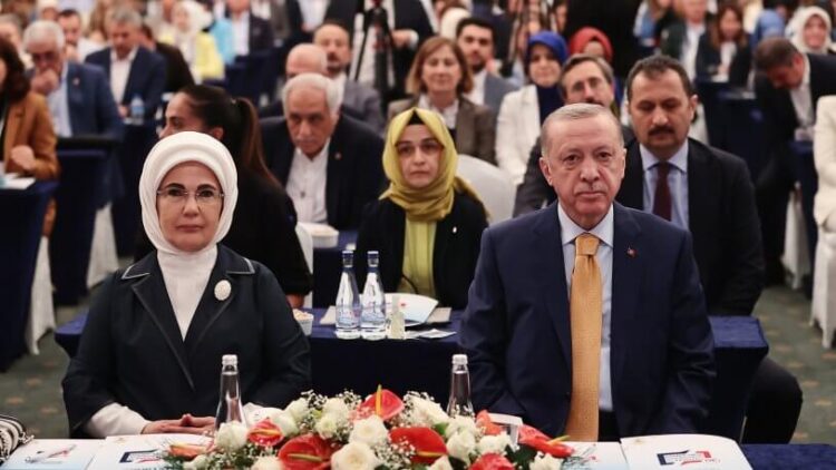 2 hafta önce ‘SADAT ile alakam yok’ diyen Erdoğan bugün kendini yalanladı