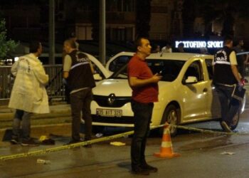 Tribün liderinin otomobilini taradılar: 1 ölü, 1 yaralı